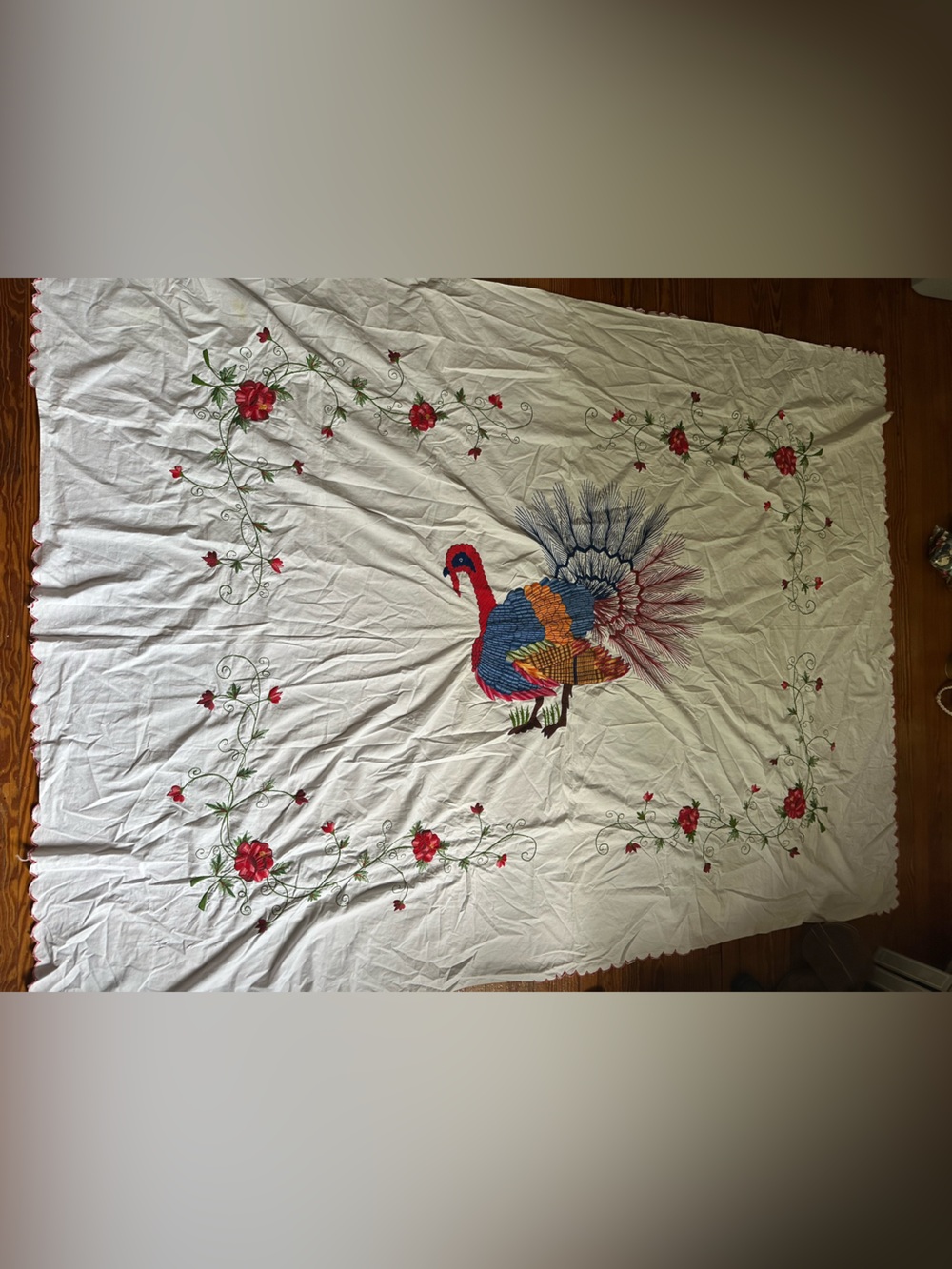 Mid Century Embroidered Turkey Tablecloth Thanksgiving MCM - Picture 2 of 3